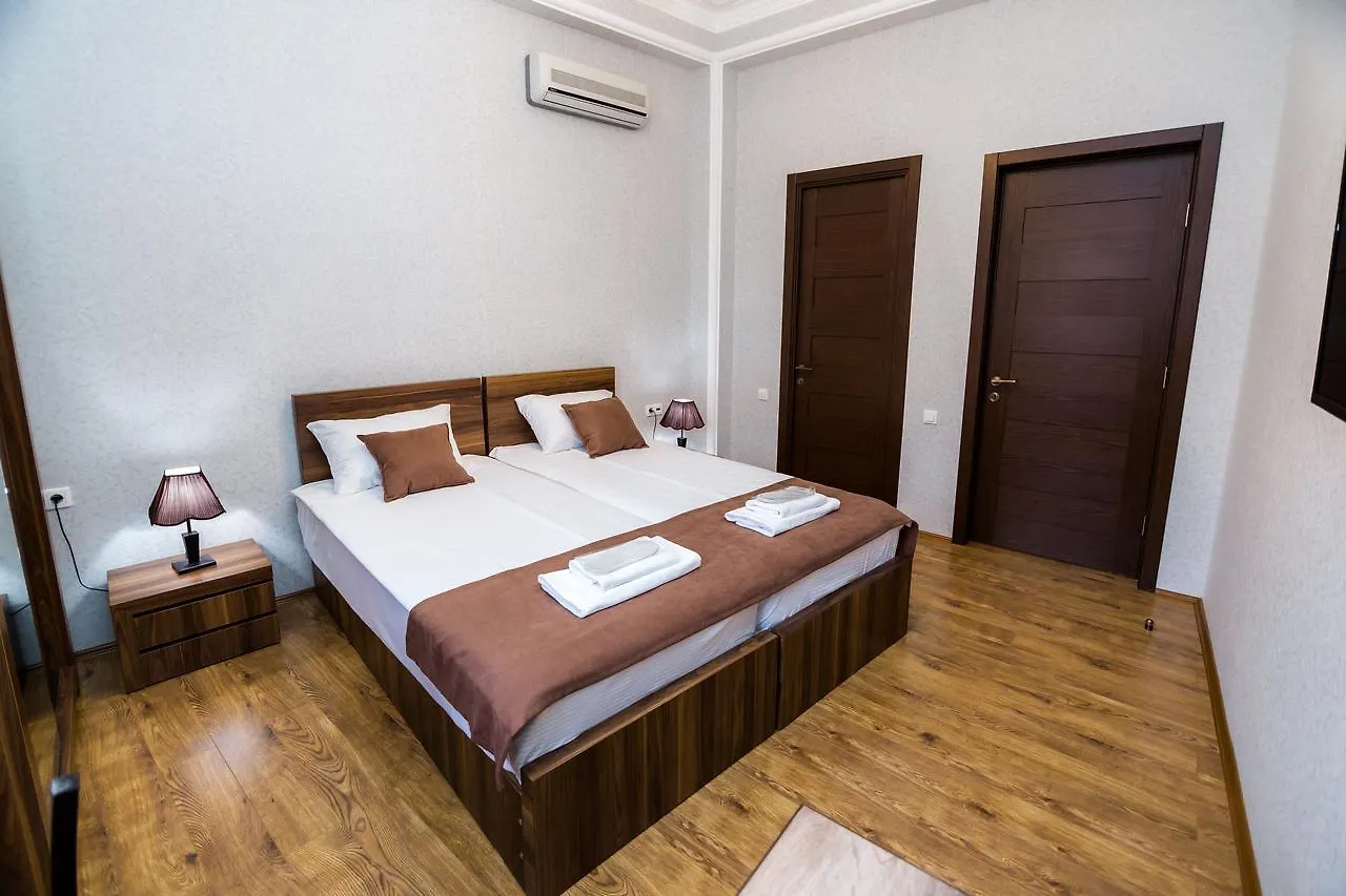 Elia Palace Hotel Tiflis 3*,