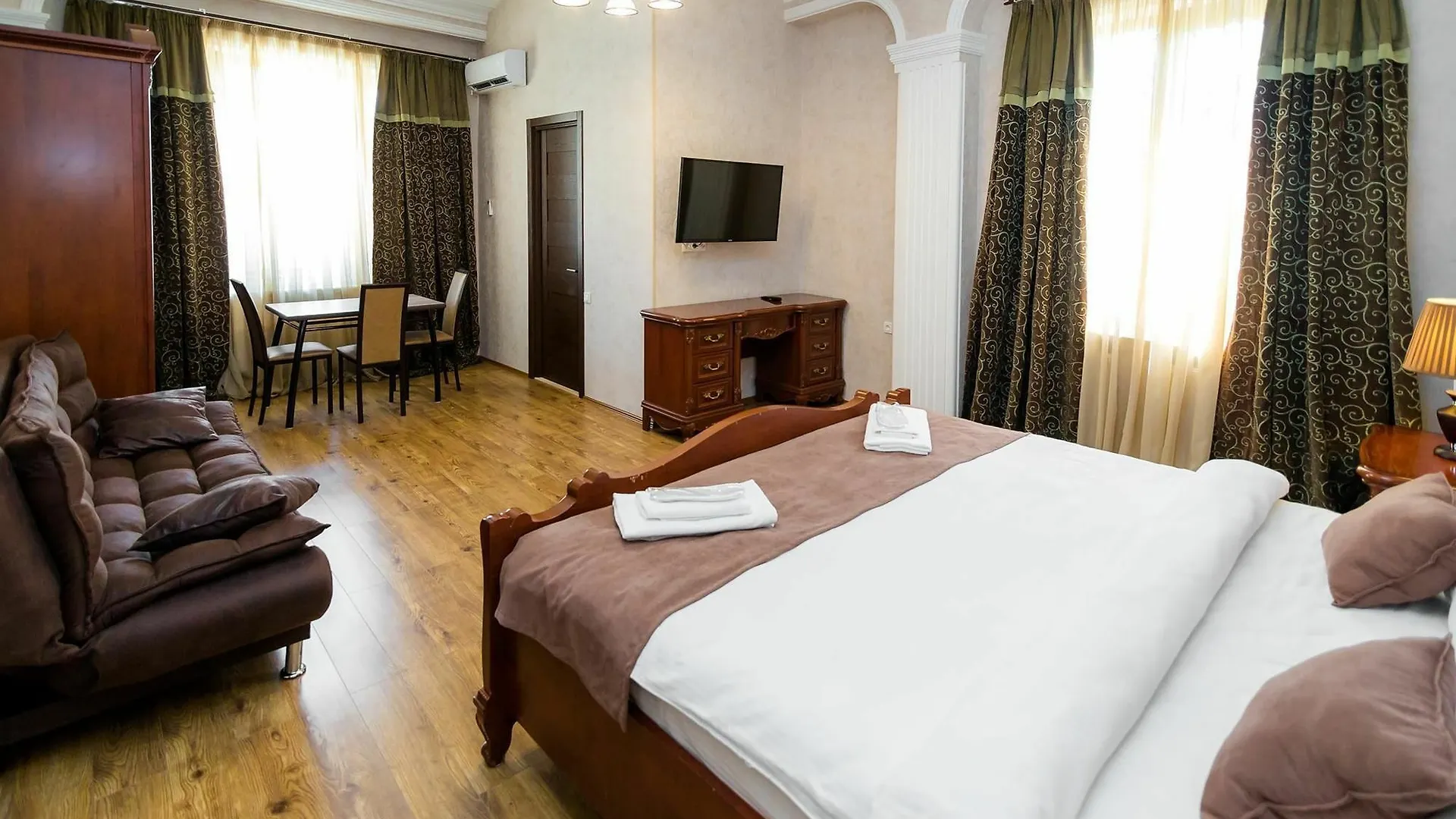 Elia Palace Hotel Tiflis